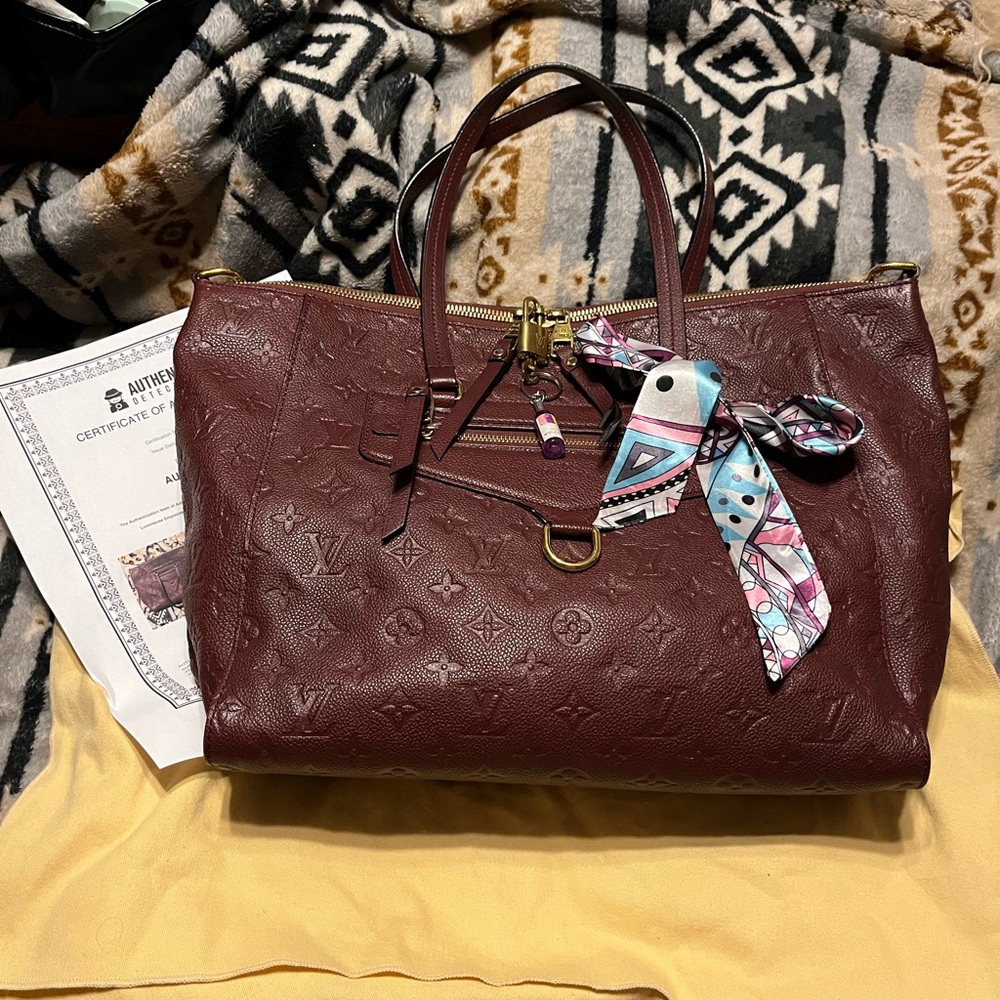 Louis Vuitton VEUC PM Monogram Lumineuse Empreinte COA* Bag